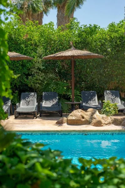 10 Bedroom 5 Star Luxury Villa & Heated Pool 6 seater jacuzzi near Alicante — foto 9