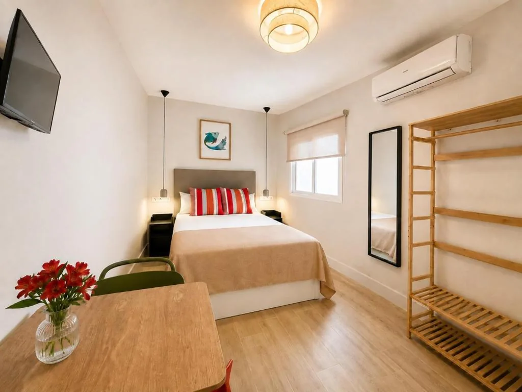 Habitación Doble Estándar — 10ToSea Premium Hostal