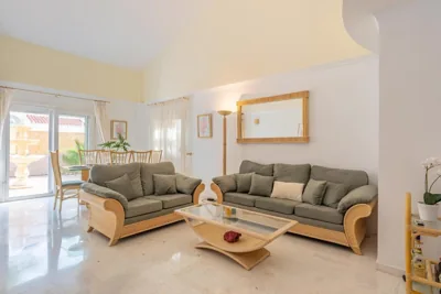 13 Guest Villa 3 min Walk to Beach BBQ Cinema Perfect for Groups — 写真 6