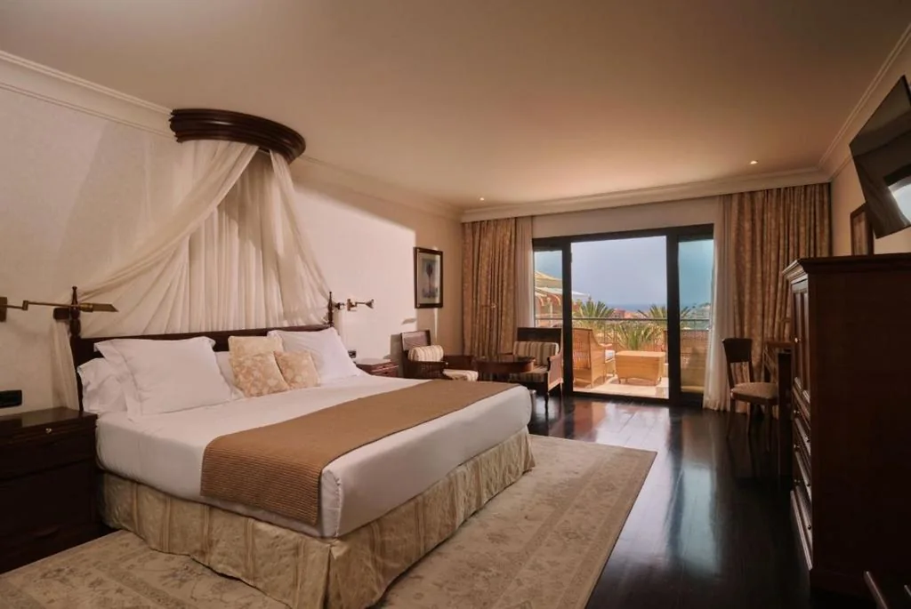 1881 Tenerife Madrigueras Golf Hotel