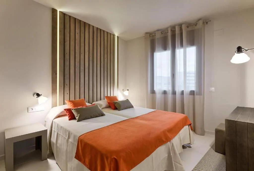 Apartamento de 2 dormitorios con terraza — 1935 Hotel Boutique & Apartments - Adults Only