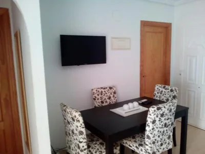 2 Bed-Sleeps 5-Private Pool-Pets-AirCon — foto 6