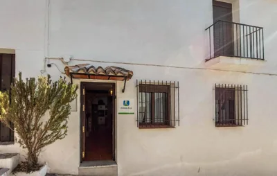 2 Bedroom Luxurious Home In Grazalema — 写真 2