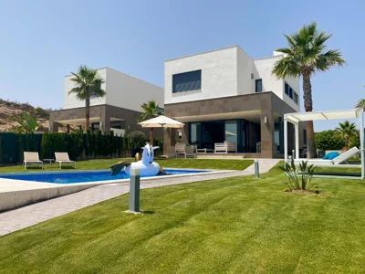 2254-Luxury villa with private pool and seaview — foto 10