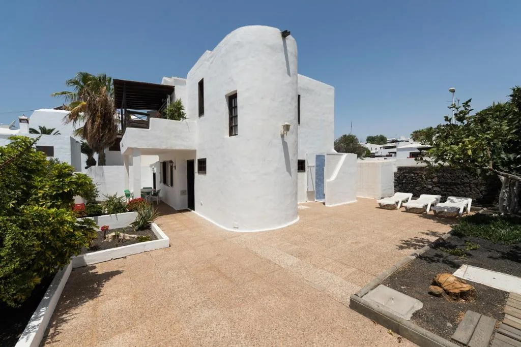 Moradia Standard — 2BR Beach House - Solarium & Shower Terrace - 13