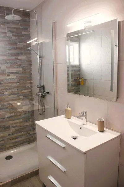 2BR Terrace Home - 10 min walk to the Beach — foto 3