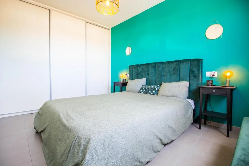 3083 Casa Nueve