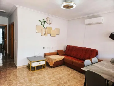 4-Bed Villa Sleeps 8 Pets Ok & 10 min to Beach — foto 8