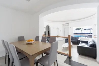 4 bedroom Villa Mimi with private heated pool — foto 5