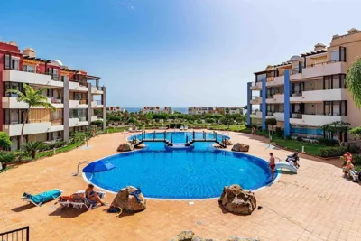 4 Bedroom Villa with Jacuzzi, heated Swimmingpool, front Ocean and view ! — photo 4