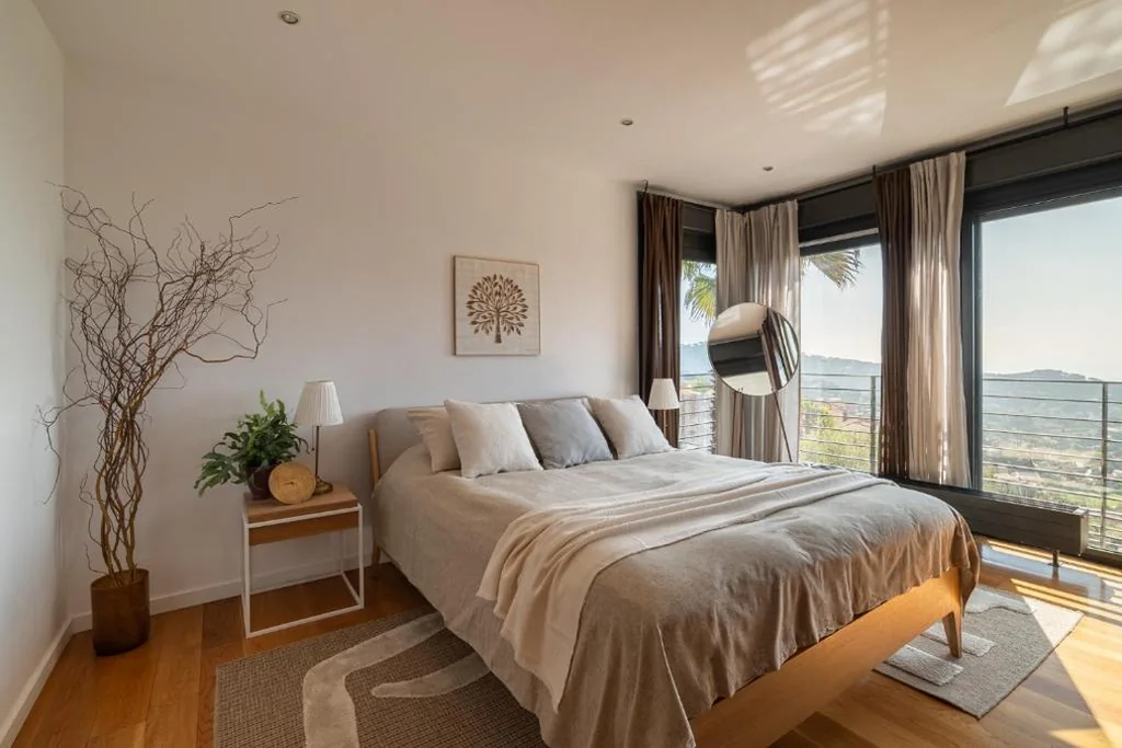 4 BR vila 25 minutes to Barcelona Fantastic sea views pool