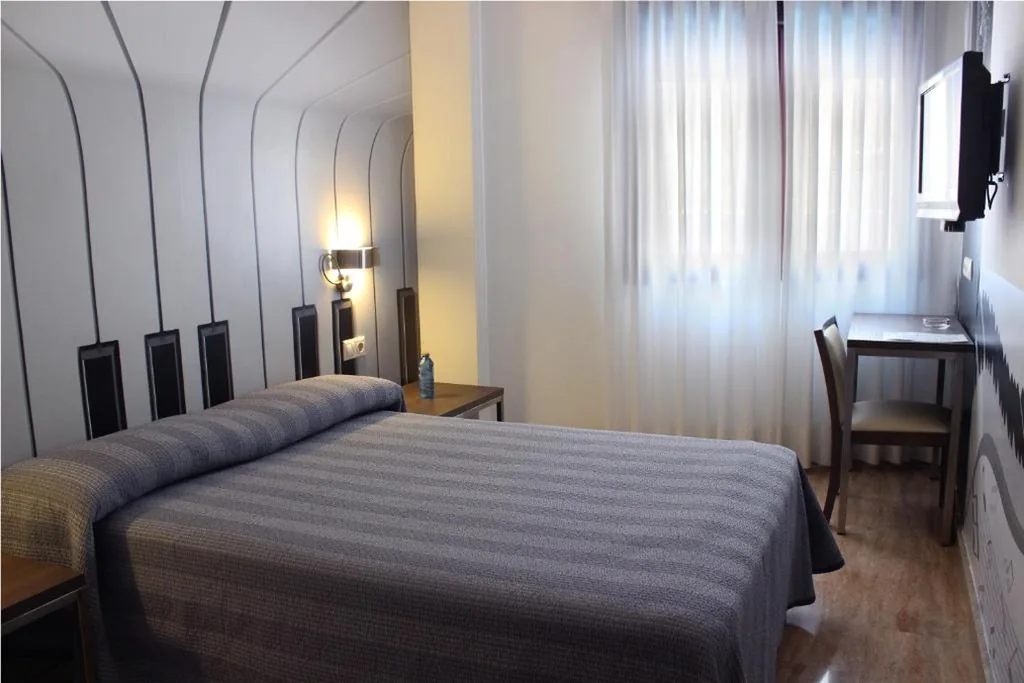 Doppelzimmer — 4C Cuatro Caminos