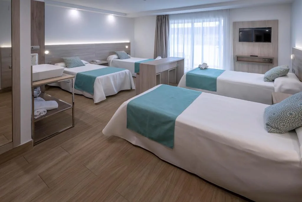 Camera familiare (2 adulti) — 4R Salou Park Resort II