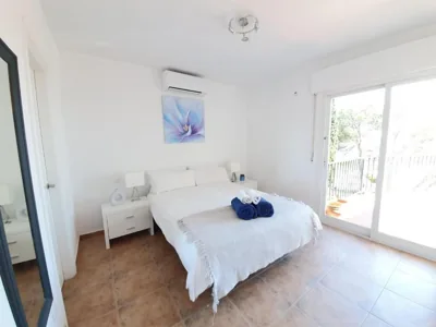 5 Bedroom Villa with HEATED Pool with breath-taking Sea Views, Walking distances to Shops Restaurants Beach — foto 8