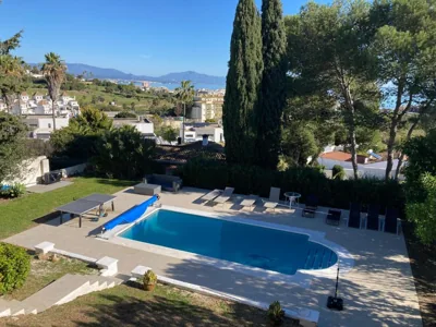 5 Bedroom Villa with HEATED Pool with breath-taking Sea Views, Walking distances to Shops Restaurants Beach — foto 10