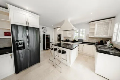 6 bedroom villa near Calahonda — 写真 6