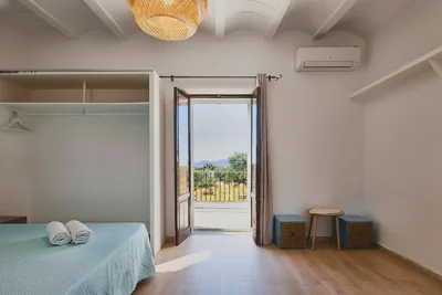8 Guests Large Villa near Bossa Beaches & Airport — Foto 8