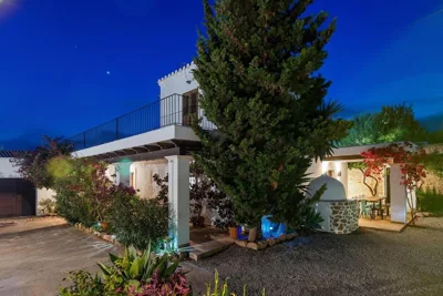 8 Guests Large Villa near Bossa Beaches & Airport — Foto 10