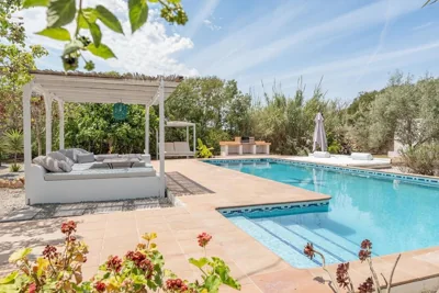 8 Guests Large Villa near Bossa Beaches & Airport — Foto 11