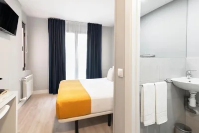 8Rooms Madrid, smart self check-in rooms — Foto 3