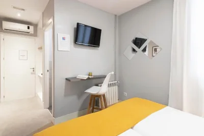 8Rooms Madrid, smart self check-in rooms — Foto 5