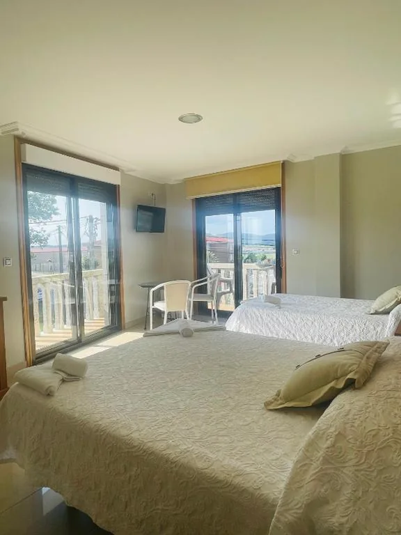 Doppelzimmer mit 1 oder 2 Betten — 9 Olas