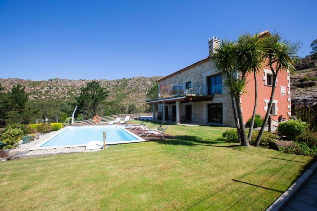 A Ballenera de Caneliñas-Hotel Boutique
