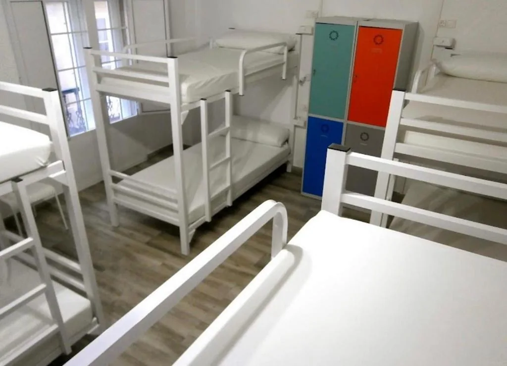 Posto letto in dormitorio misto da 8 letti — A Barca de Pedra