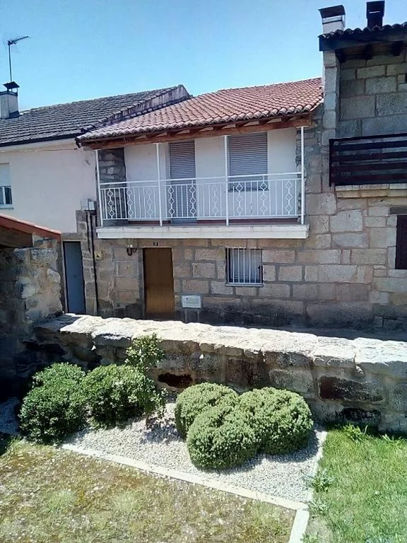 Casa indipendente con 2 camere da letto — A Casa da Boa Xente VUT-OU-1329