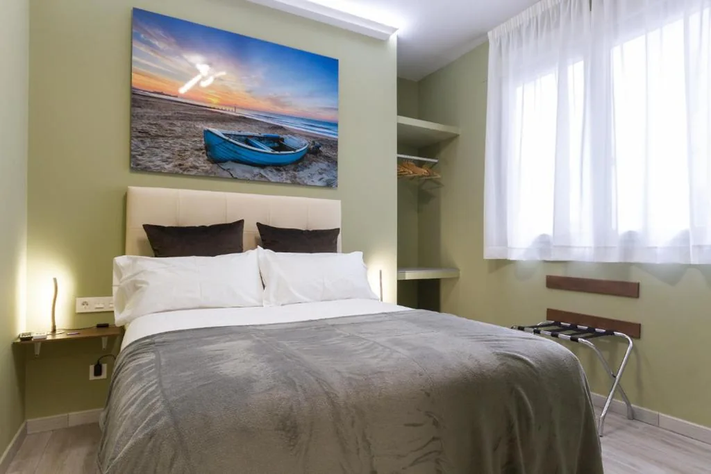 Habitación Doble con baño privado — A Casa Martínez B&B