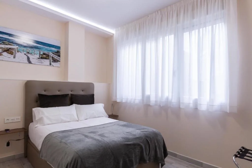Habitación Doble con baño privado — A Casa Martínez B&B
