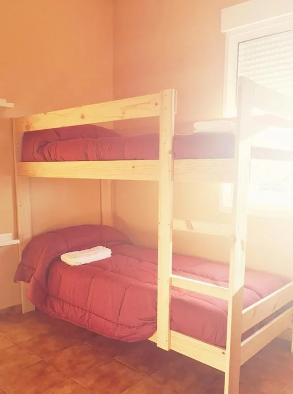 Cama en habitación compartida mixta de 4 camas — A Corticela