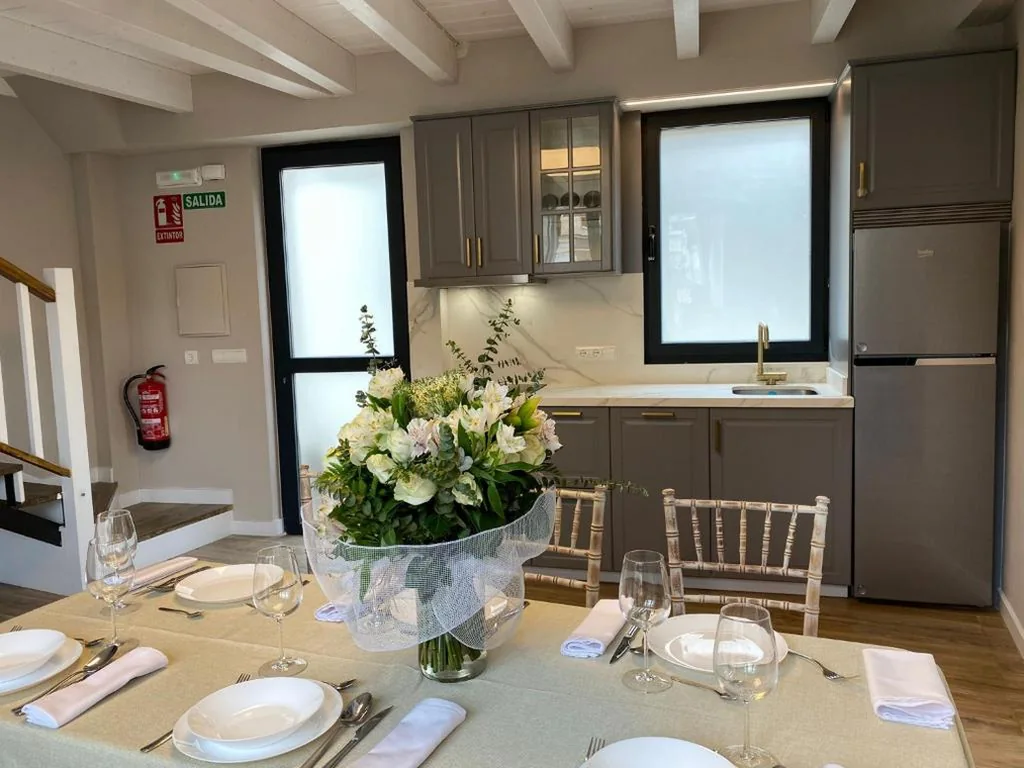 Apartamento de 2 dormitorios con vistas al río — A PONTEVELLA Alojamiento Boutique, Sobradelo