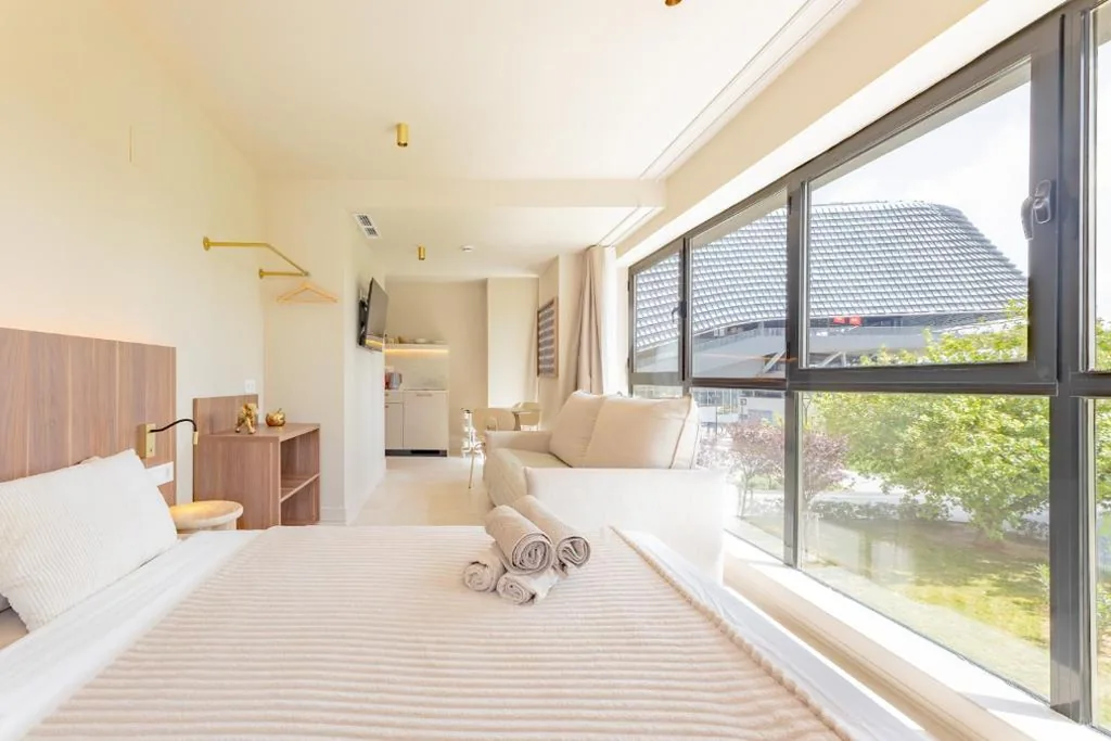 Suite Familiare — A2B Collection Arena