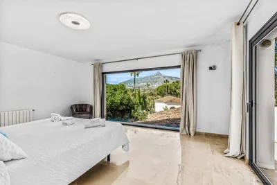AA Guest - Jardines de Generalife Luxury Eco Villa with Private Pool — foto 2