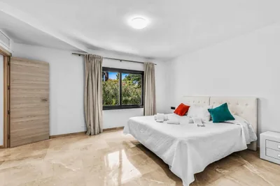 AA Guest - Jardines de Generalife Luxury Eco Villa with Private Pool — foto 8