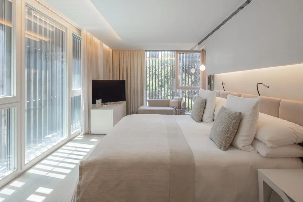 Junior Suite con vista sul giardino - accesso alla spa — ABaC Hotel Boutique 5 GL