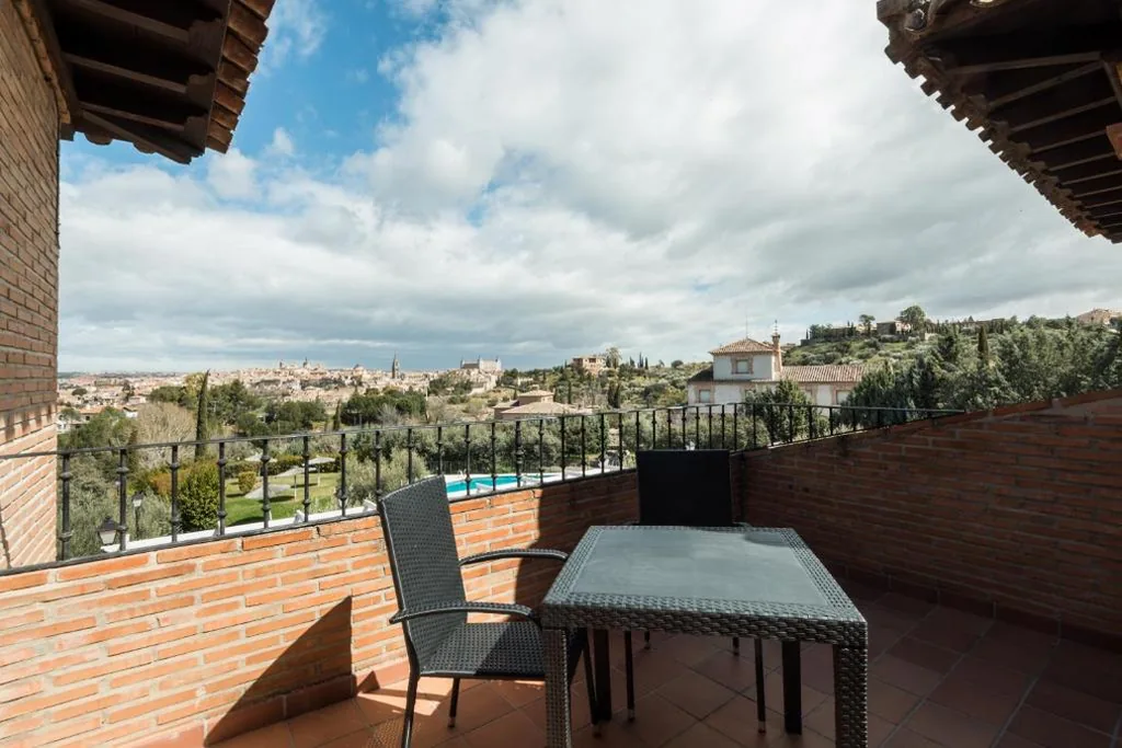 Superior tweepersoonskamer met terras — Abacería