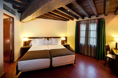 Abad Toledo — Foto 4