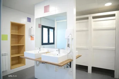 ABARAXKA HOSTEL Disfruta la Vía Verde del Urola hasta la Playa - Naturaleza Montañas y Riqueza Cultural — foto 2