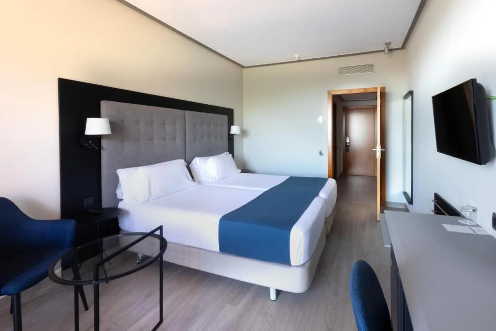 Habitación Doble Superior - 1 o 2 camas — Abba Garden