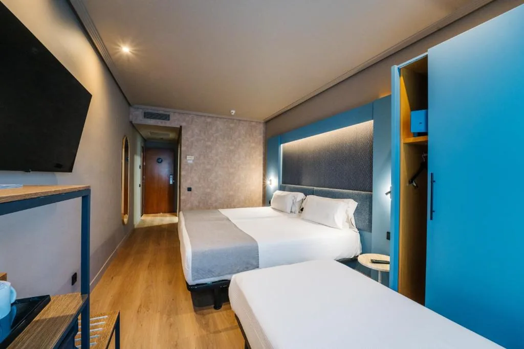 Quarto Triplo — Abba Rambla Hotel