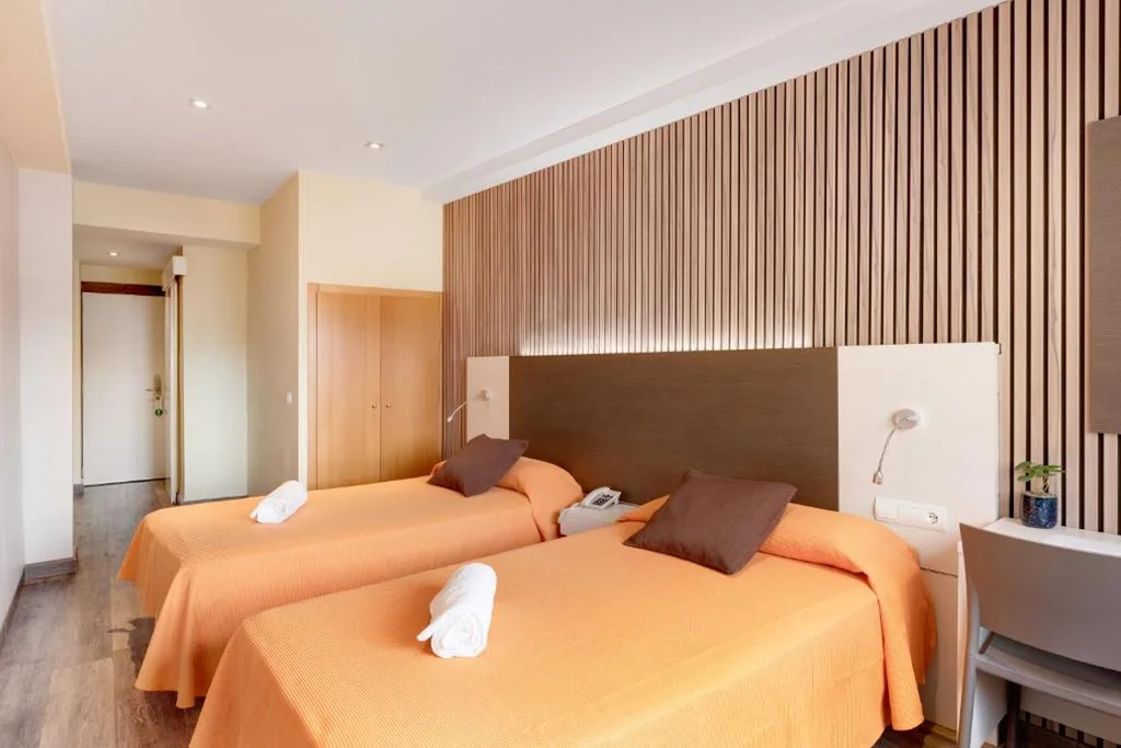 Habitación Doble (1 adulto) - 1 o 2 camas — Abelux