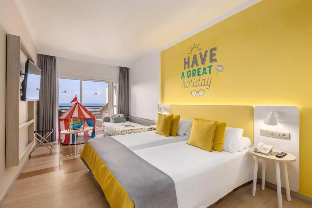 Habitación doble familiar — Abora Continental by Lopesan Hotels