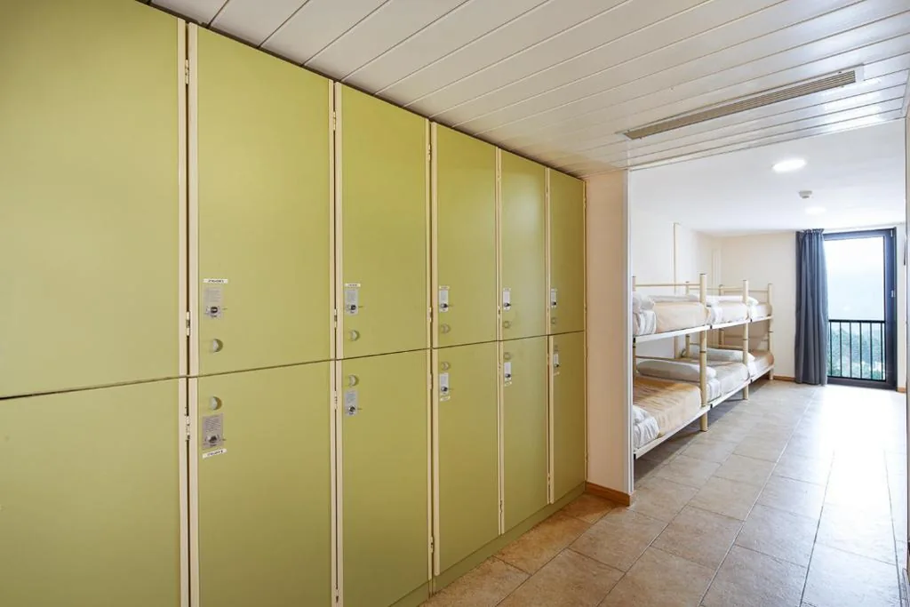 Camera familiare — Abrigall Hostel Masella