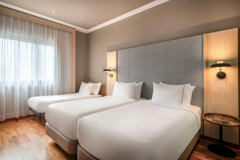 Camera tripla — AC Hotel A Coruña by Marriott