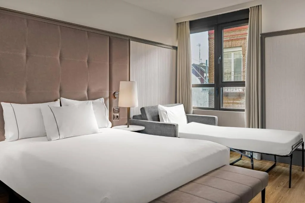 AC Hotel Avenida de América by Marriott