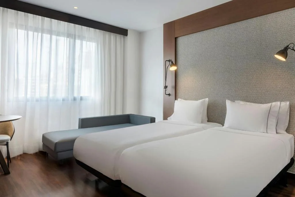 Habitación Triple Estándar - 3 camas individuales — AC Hotel by Marriott Alicante