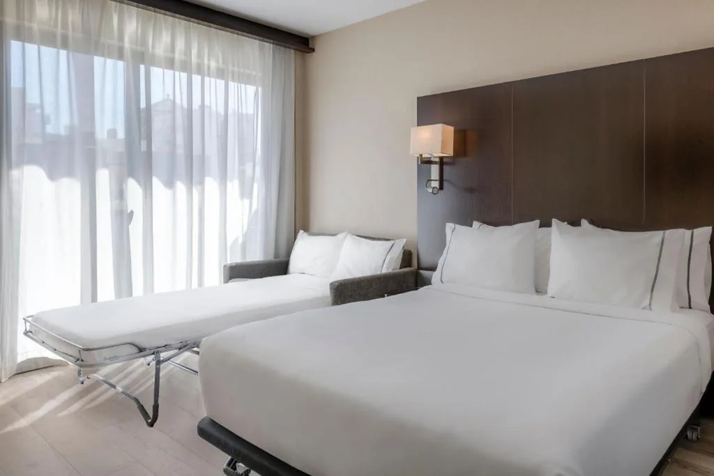 Quarto Triplo Standard — AC Hotel Ciutat de Palma by Marriott