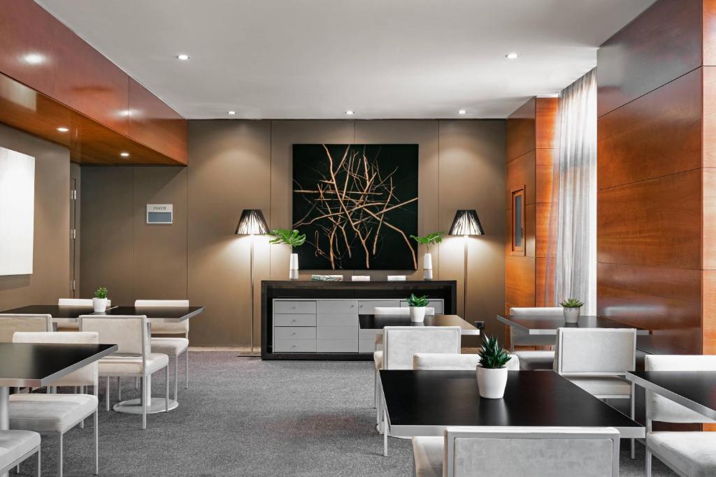 AC Hotel Los Vascos by Marriott
